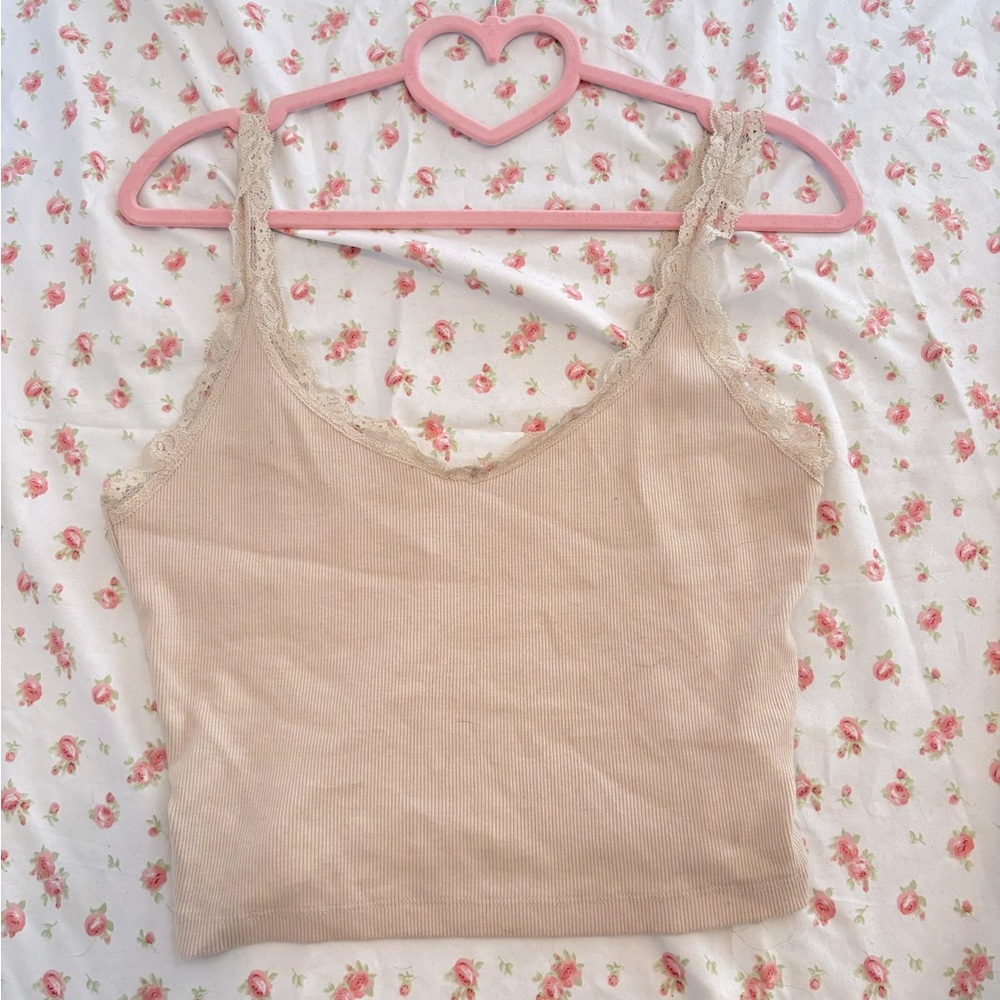 Women’s Lace Cream Colored Cropped Camisole Tank Top